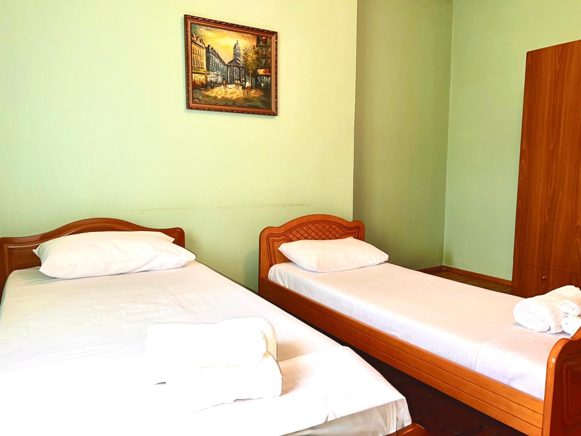 Berat Private Room In Haxhialiu Villa Exterior foto